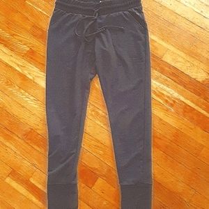 Free People Movement leggings/joggers !!!